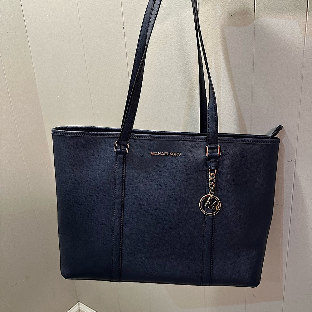 KORS Michael Kors bag: Tote style